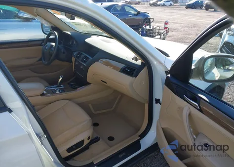 2013 BMW X3 xDrive28I z USA, uszkodzony, nr VIN 5UXWX9C56D0A08340